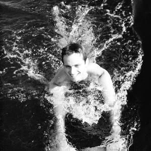 Meet your Posher, Henry